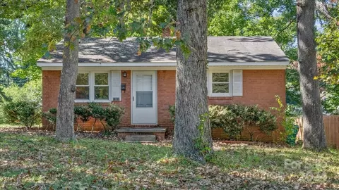 Exterior - 1101 Wayside St, High Point, NC 27260 photo 2 of 5