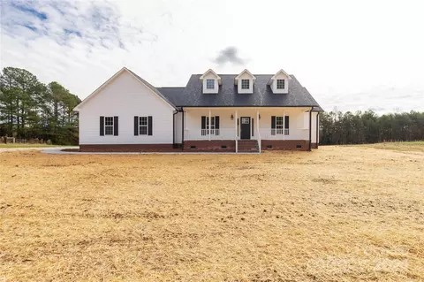 444 Cedar Grove Rd, Clover, SC 29710