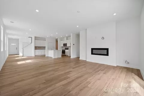 Living - 542 Mountain View Dr, Monroe, NC 28110 photo 2 of 3