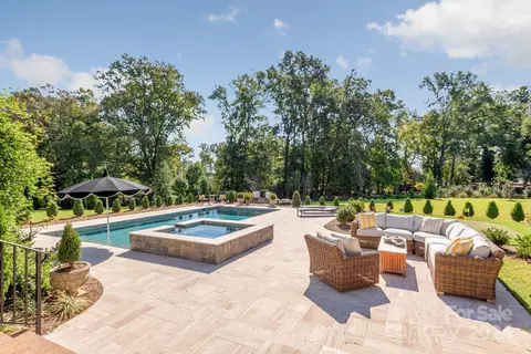 132 Cherry Crossing Ln, Belmont, NC 28012