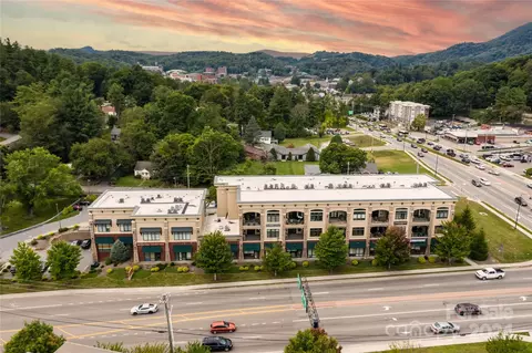 148 Hwy 105 302 Ext #302, Boone, NC 28607