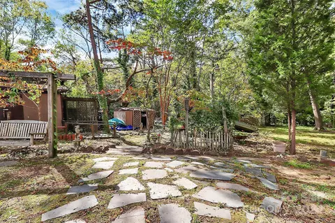 Exterior - 401 Pinecroft Ln, Spencer, NC 28159 photo 8 of 9