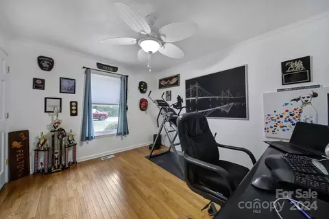 9114 Windjammer Dr, Tega Cay, SC 29708 photo 18