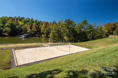 9114 Windjammer Dr, Tega Cay, SC 29708 photo 43