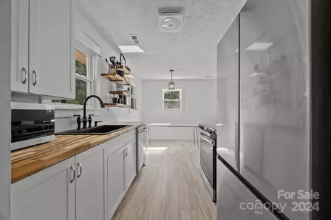 Kitchen - 50 Shell Rd, Marion, NC 28752 photo 1 of 3