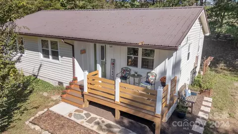 50 Shell Rd, Marion, NC 28752