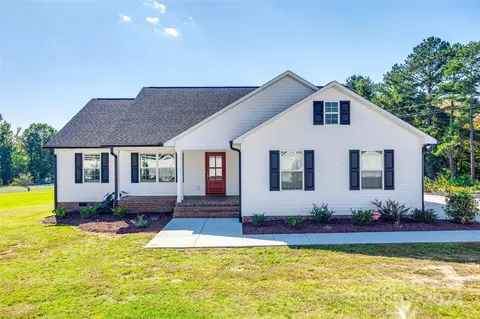 2507 Bill Thompson Rd, Lancaster, SC 29720