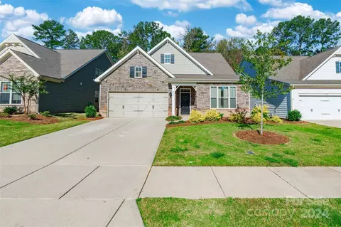 571 Rustlewood Way, Rock Hill, SC 29732