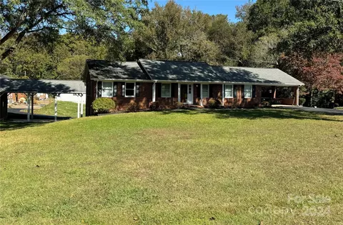 134 Cedar Ridge Rd, Mocksville, NC 27028