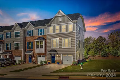 2514 Grantham Place Dr, Fort Mill, SC 29715