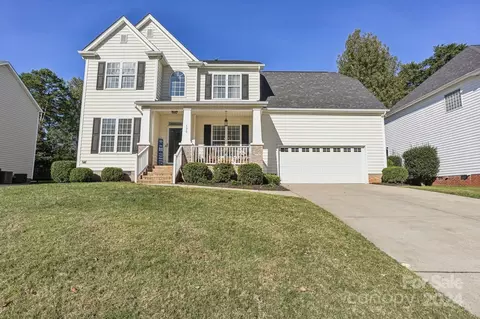 135 Forest Walk Way, Mooresville, NC 28115