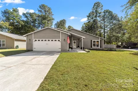 10915 Coachman Cir, Charlotte, NC 28277