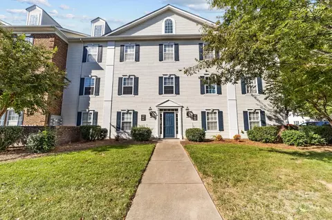 3897 Carl Parmer Dr, Harrisburg, NC 28075