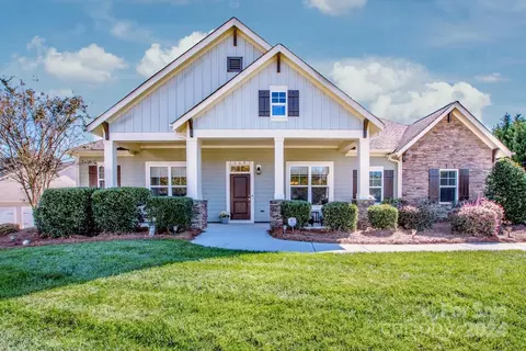 10681 Sweethaven Ln, Harrisburg, NC 28075