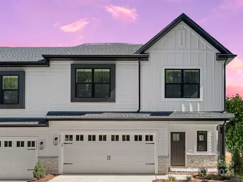 5503 Fairview Rd, Charlotte, NC 28209