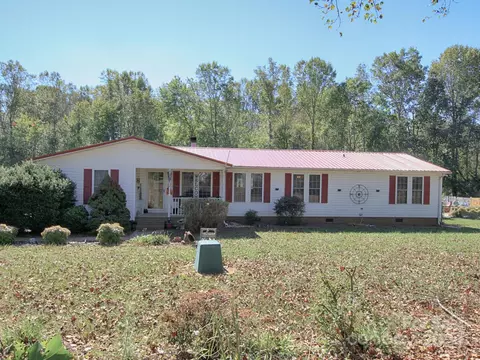 2520 Pinnacle Dr, Catawba, NC 28609