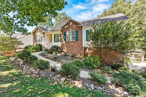 2481 23rd Ne St NE, Hickory, NC 28601