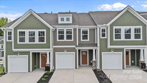 207 Tippin Trl, Travelers Rest, SC 29690