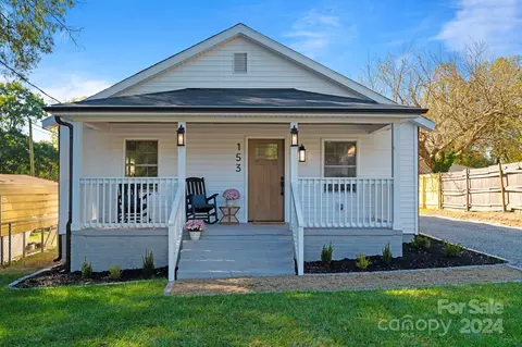 153 Elm St, Mooresville, NC 28115