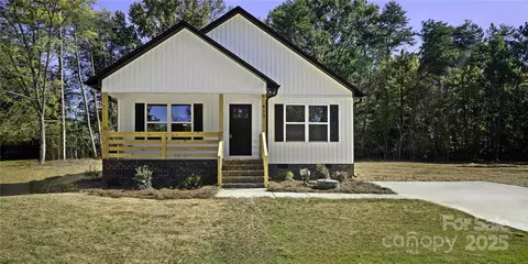 615 Charles St, Rockwell, NC 28138