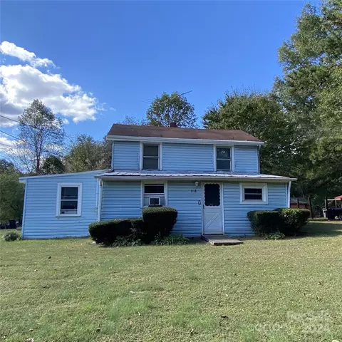 1118 Wall St, Statesville, NC 28677