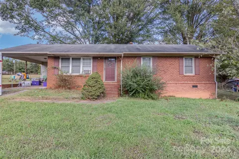1108 Lower Dallas Hwy, Dallas, NC 28034