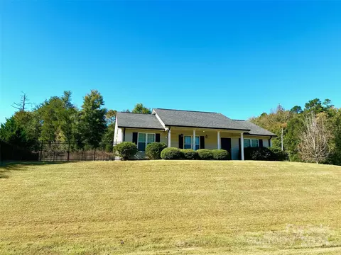 1075 Arrowhead Se Dr SE, Concord, NC 28025