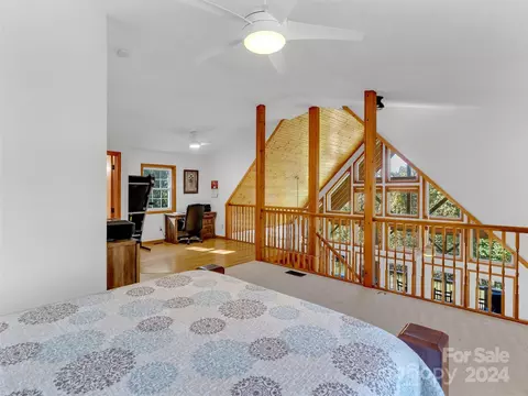 884 Mule Stomp Rd, Clyde, NC 28721 photo 21