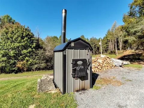 884 Mule Stomp Rd, Clyde, NC 28721 photo 34