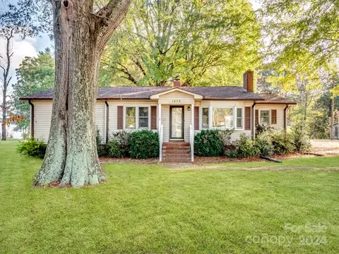 1875 Charlotte Hwy, Mooresville, NC 28115