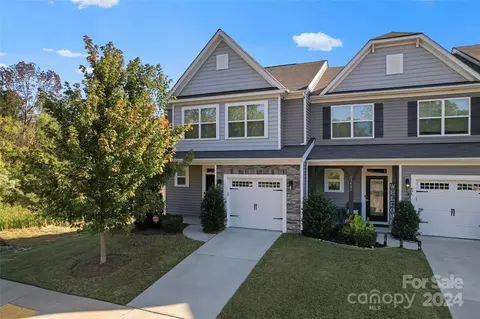 13401 Savannah Club Dr, Charlotte, NC 28273