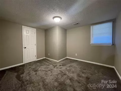 Bedroom - 988 Chaffee Rd, Lancaster, SC 29720 photo 2 of 2