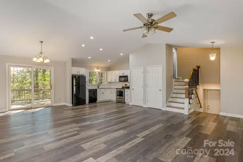 Living - 94 Winners Cir, Tryon, NC 28782 photo 3 of 6