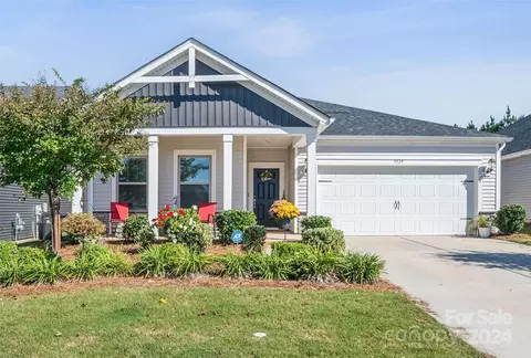 9529 Festival Way, Charlotte, NC 28215