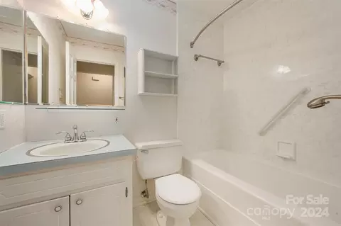 1014 E Meadow Dr, Lancaster, SC 29720 photo 15