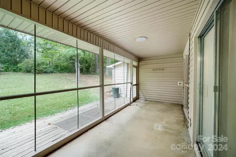 1014 E Meadow Dr, Lancaster, SC 29720 photo 25