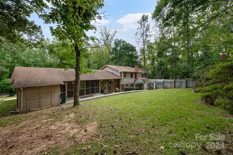 1014 E Meadow Dr, Lancaster, SC 29720 photo 28