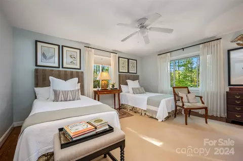 601 E Park Dr, Tryon, NC 28782 photo 30