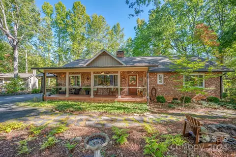 601 E Park Dr, Tryon, NC 28782 photo 4
