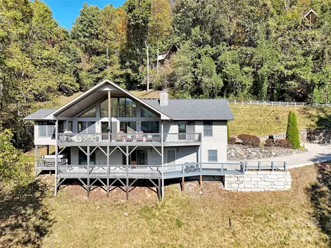 375 Grandview Cliff Hts, Maggie Valley, NC 28751