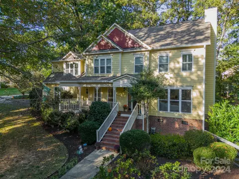 9901 Spring Harvest Dr, Mint Hill, NC 28227