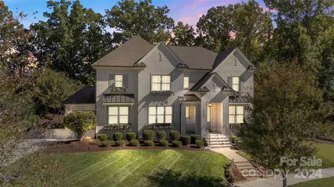 13216 Old Store Rd, Huntersville, NC 28078