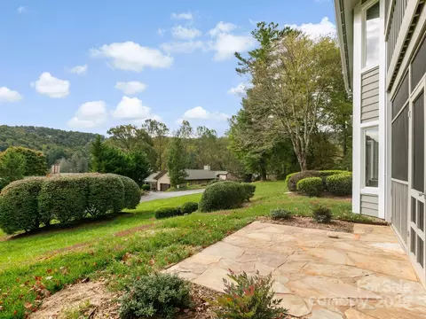 301 Golfside Dr, Flat Rock, NC 28731 photo 31