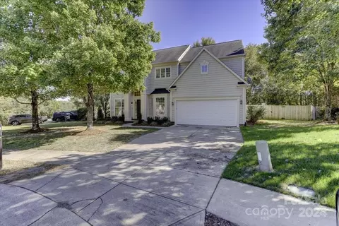 5915 Tarby Ct, Charlotte, NC 28269