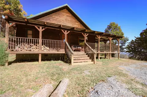 145 Lazy Acres Ln, Lake Lure, NC 28746