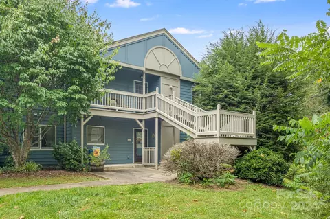 187 Tri Vista 5 Dr #5, Lake Junaluska, NC 28745