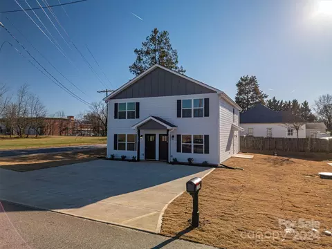 1330 Main Se 33 Ave SE #33, Hickory, NC 28602