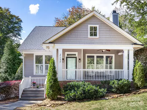 2137 Club Rd, Charlotte, NC 28205