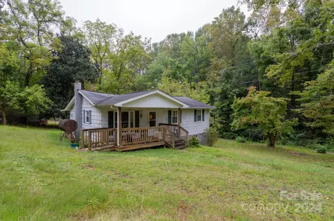 112 Levi St, Rutherfordton, NC 28139