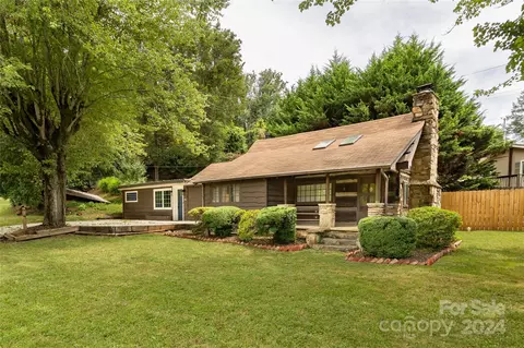 13 Lakeside Dr, Asheville, NC 28806